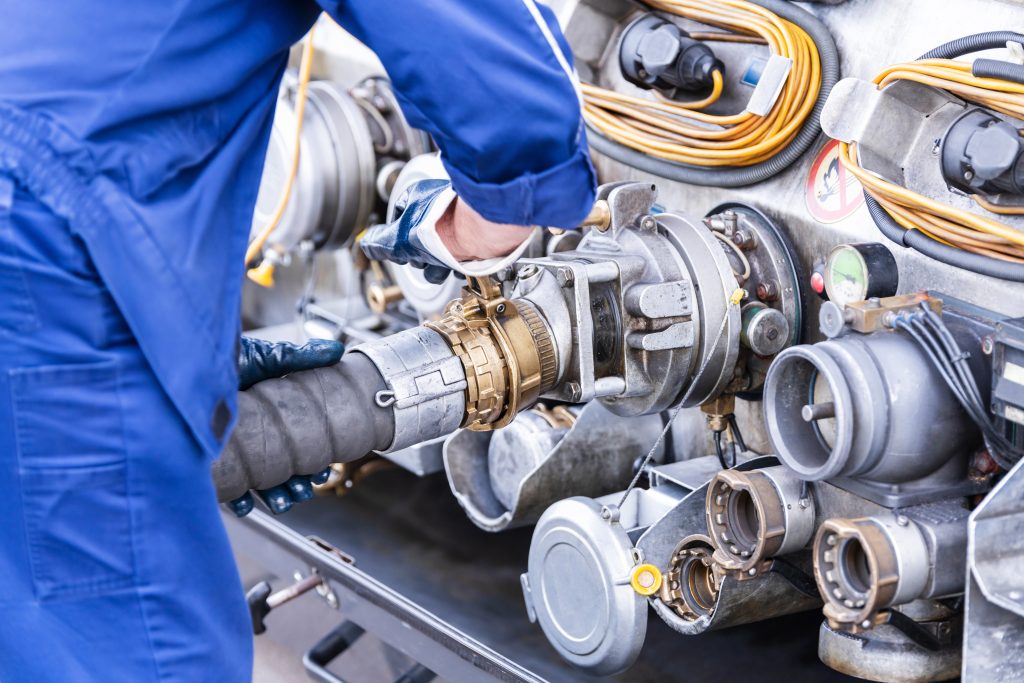 タンクローリー運転手募集